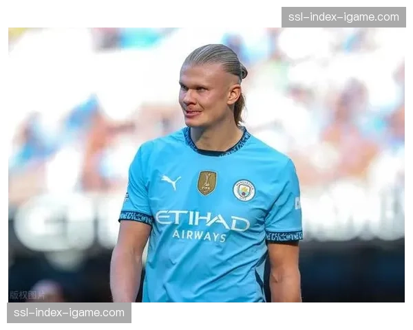 哈兰德经纪人现身巴塞罗那,引发新一轮续约与商业代言猜测 哈兰德经纪人现身巴塞罗那,引发新一轮续约与商业代言猜测